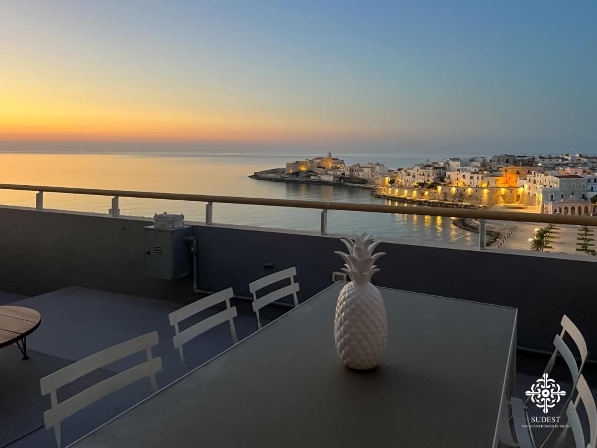 Infinito - Attico Sul Mare Lägenhet Vieste Exteriör bild