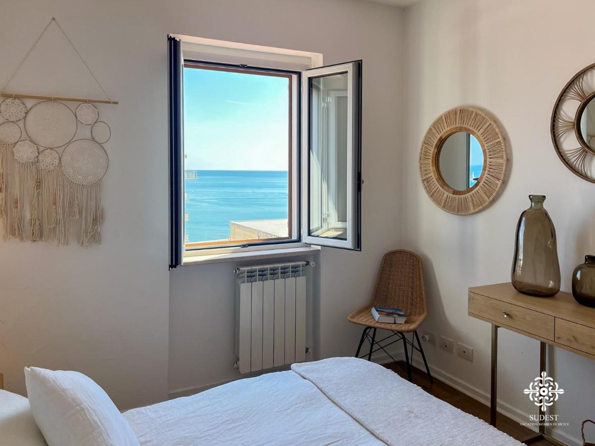 Infinito - Attico Sul Mare Lägenhet Vieste Exteriör bild