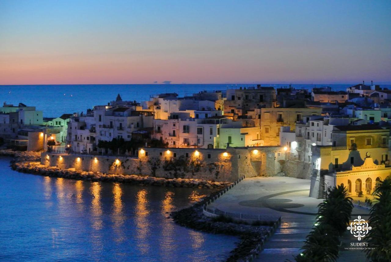 Infinito - Attico Sul Mare Lägenhet Vieste Exteriör bild