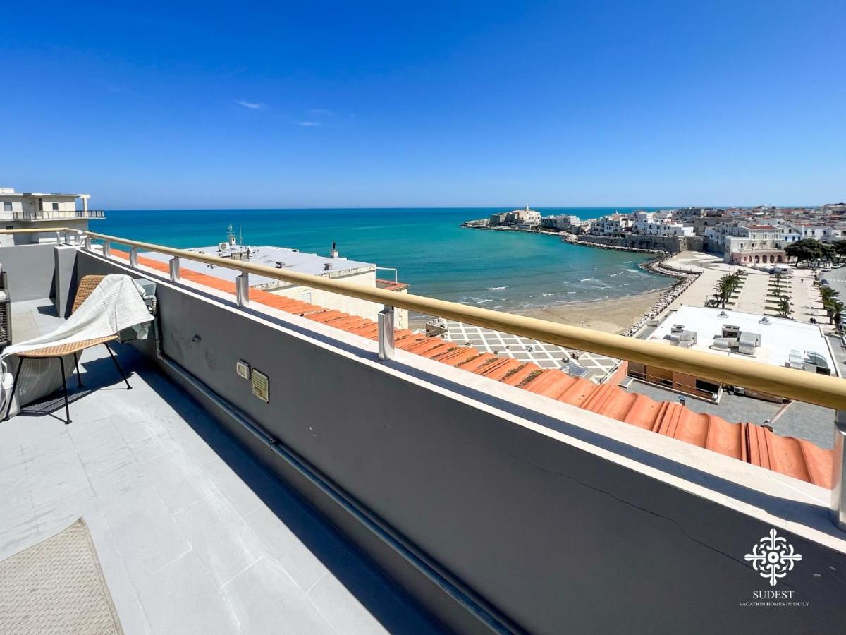 Infinito - Attico Sul Mare Lägenhet Vieste Exteriör bild